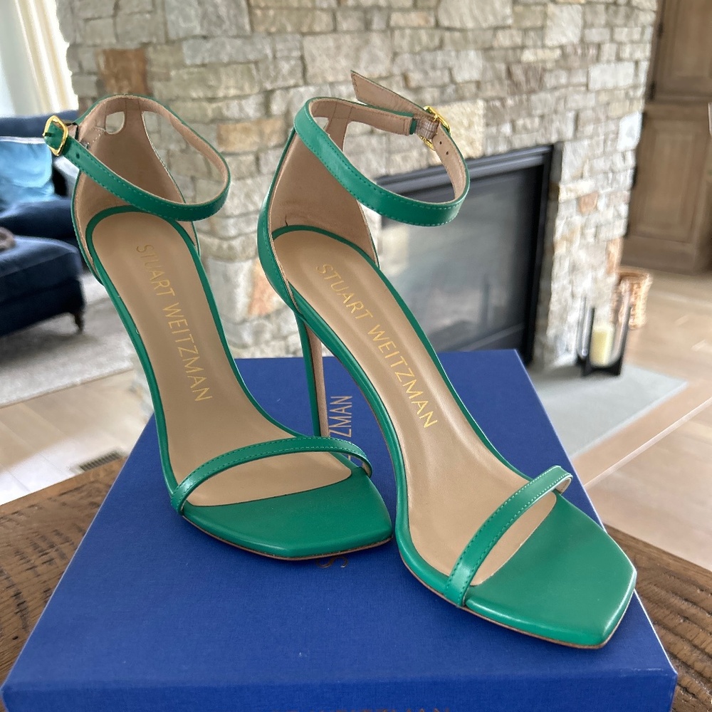 Stuart Weitzman NUDISTCURVE 100 SANDAL